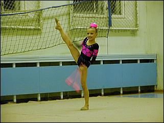    "Соревнования по художественной гимнастике ДЮСШ Барнаула /24-25.12.2001/"