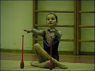    "Соревнования по художественной гимнастике ДЮСШ Барнаула /24-25.12.2001/"