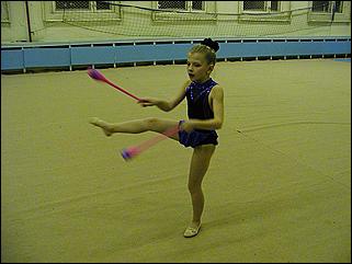    "Соревнования по художественной гимнастике ДЮСШ Барнаула /24-25.12.2001/"