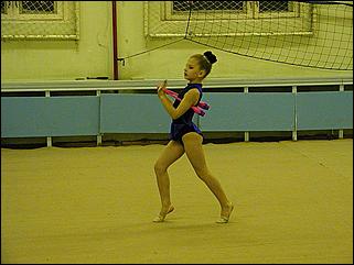    "Соревнования по художественной гимнастике ДЮСШ Барнаула /24-25.12.2001/"