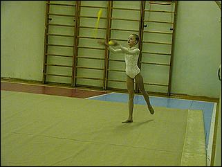    "Соревнования по художественной гимнастике ДЮСШ Барнаула /24-25.12.2001/"