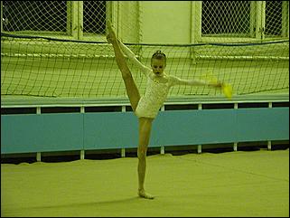    "Соревнования по художественной гимнастике ДЮСШ Барнаула /24-25.12.2001/"