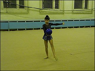    "Соревнования по художественной гимнастике ДЮСШ Барнаула /24-25.12.2001/"