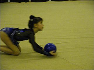    "Соревнования по художественной гимнастике ДЮСШ Барнаула /24-25.12.2001/"