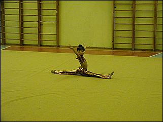    "Соревнования по художественной гимнастике ДЮСШ Барнаула /24-25.12.2001/"