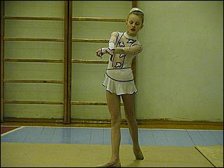    "Соревнования по художественной гимнастике ДЮСШ Барнаула /24-25.12.2001/"