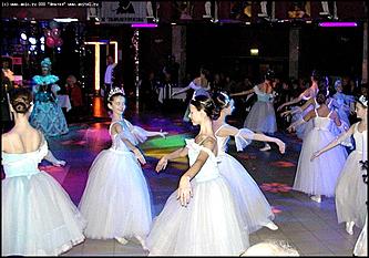    Пресс-ассамблея: лауреаты губернаторской премии за лучшие творческие работы журналистов в 2002 году