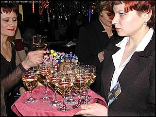    Пресс-ассамблея: лауреаты губернаторской премии за лучшие творческие работы журналистов в 2002 году