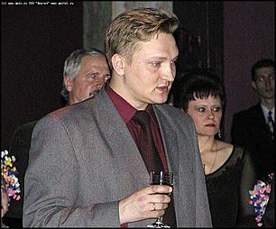    Пресс-ассамблея: лауреаты губернаторской премии за лучшие творческие работы журналистов в 2002 году