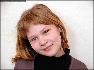    Финалистки конкурса<br>"Маленькая красавица 2003"