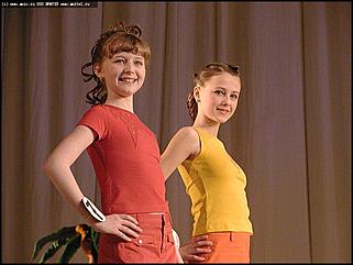    Финал конкурса "Маленькая красавица Алтая-2003"