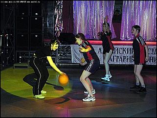    "Мисс Студенческаая весна-2003"