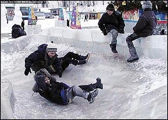    Предновогодние гуляния