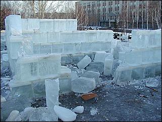    "Оттепель в Барнауле /03.01.2002/"