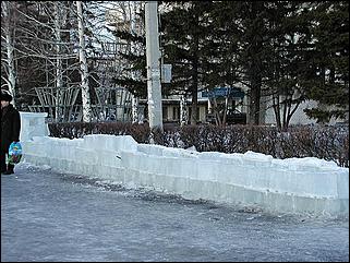    "Оттепель в Барнауле /03.01.2002/"