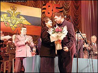    Офицерский бал 2003