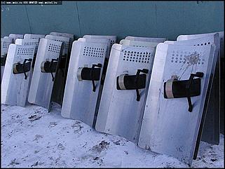    "В Барнауле прошли учения по разгону несанкционированного митинга"