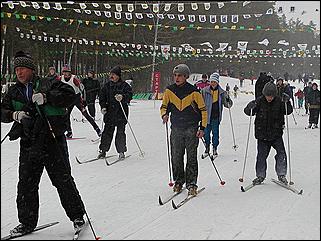    "Лыжный праздник 2002"