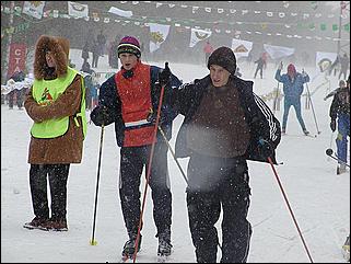    "Лыжный праздник 2002"