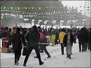    "Лыжный праздник 2002"