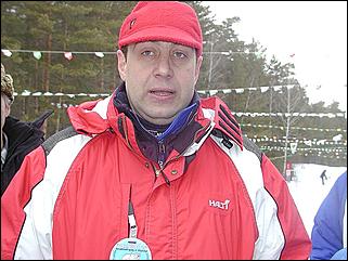    "Лыжный праздник 2002"