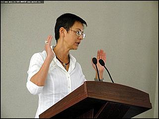    Визит в Барнаул Ирины Хакамады