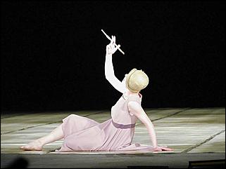    "Пластический спектакль "Два мира""