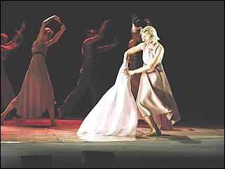    "Пластический спектакль "Два мира""