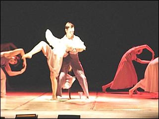    "Пластический спектакль "Два мира""