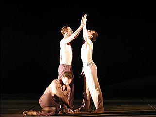    "Пластический спектакль "Два мира""