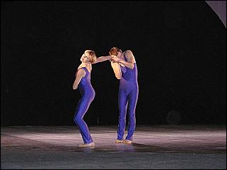    "Пластический спектакль "Два мира""