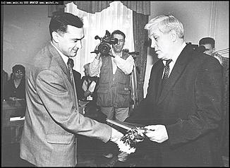    Неизвестые фото известных персон: Владимир Токмаков