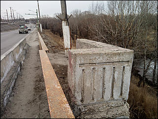 20 апреля 2018 г., Барнаул. Екатерина Смолихина   Почему старый мост в Барнауле становится опасным