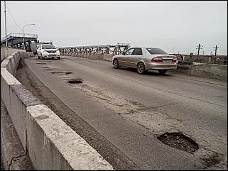 20 апреля 2018 г., Барнаул. Екатерина Смолихина   Почему старый мост в Барнауле становится опасным