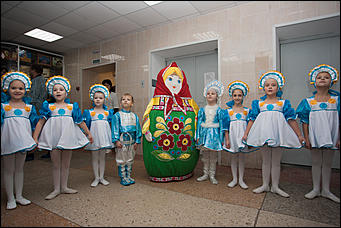 1 декабрь 2016 г., Барнаул © Амител Вячеслав Мельников   Надежда на волшебство. Как Дед Мороз поздравлял детей в отделении онкологии