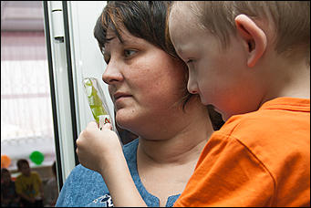 1 декабрь 2016 г., Барнаул © Амител Вячеслав Мельников   Надежда на волшебство. Как Дед Мороз поздравлял детей в отделении онкологии