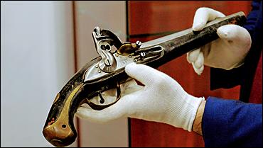 19 февраля 2020 г., Барнаул   Алебарды, сабли и револьверы. Уникальную выставку исторического оружия привезли в Барнаул