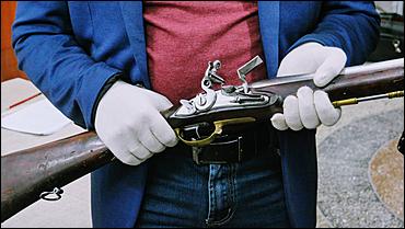 19 февраля 2020 г., Барнаул   Алебарды, сабли и револьверы. Уникальную выставку исторического оружия привезли в Барнаул