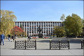 27 сентябрь 2018 г., Барнаул   Осенние краски бабьего лета в Барнауле