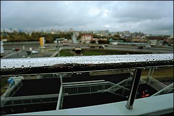 8 сентября 2019 г., Барнаул. Екатерина Смолихина   Ну, здравствуй, осень! Промозглый и очаровательный фоторепортаж с улочек Барнаула