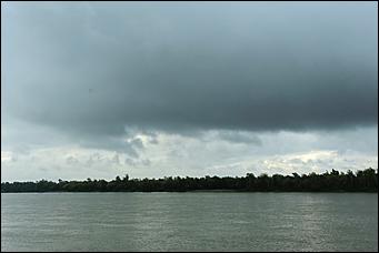 8 сентября 2019 г., Барнаул. Екатерина Смолихина   Ну, здравствуй, осень! Промозглый и очаровательный фоторепортаж с улочек Барнаула