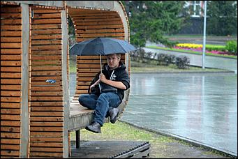 8 сентября 2019 г., Барнаул. Екатерина Смолихина   Ну, здравствуй, осень! Промозглый и очаровательный фоторепортаж с улочек Барнаула