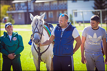 10 сентября 2016 г., Барнаул   Праздничное открытие осеннего сезона в парк-отеле "Чайка". Фоторепортаж