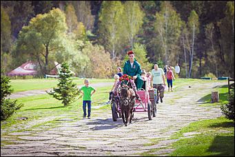 10 сентября 2016 г., Барнаул   Праздничное открытие осеннего сезона в парк-отеле "Чайка". Фоторепортаж