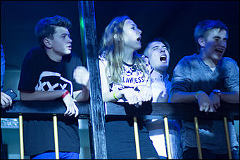 7 декабрь 2016 г., Барнаул © Амител Вячеслав Мельников   Публика сходила с ума: как прошел концерт российского рэпера Оксимирона