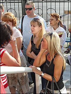 16 июля 2009 г., Барнаул   «С первыми петухами за загранпаспортами»