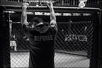 11 ноябрь 2016 г., Барнаул © Амител Вячеслав Мельников   Соревнования по панкратиону в баре "Опера". Фоторепортаж 