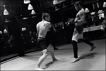 11 ноябрь 2016 г., Барнаул © Амител Вячеслав Мельников   Соревнования по панкратиону в баре "Опера". Фоторепортаж 