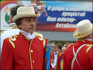 15 сентябрь 2012 г., Барнаул   Парад духовых оркестров