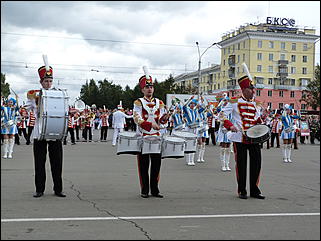 15 сентябрь 2012 г., Барнаул   Парад духовых оркестров